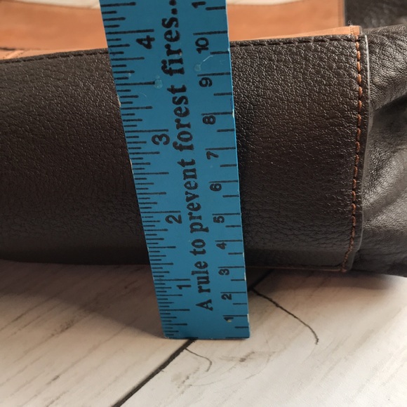 ‼️‼️SELLING OUT EVEYTHING PLEASE MAKE AN OFFER ON ANYTHING IN MY CLOSET.‼️‼️‼️ - Picture 13 of 13